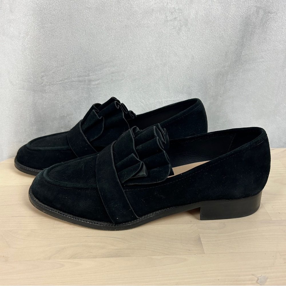 POUR LA VICTOIRE Tenley Black Genuine Suede Ruffle Loafersβ Size 6.5
